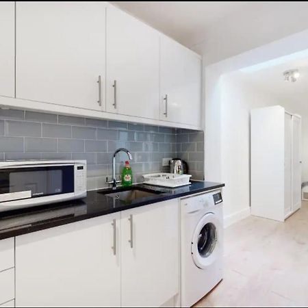 Apartamento New Spacious 1 bed studio flat in Aldgate Londres Exterior foto
